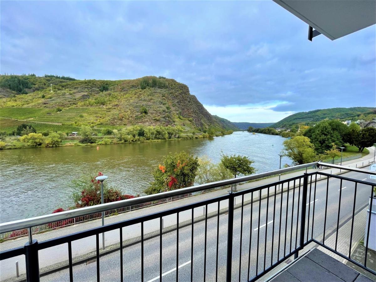 Moselpromenade Villa Moselufer, Panorama&Burg Cochem Blick, Netflix, Balkon Exteriör bild