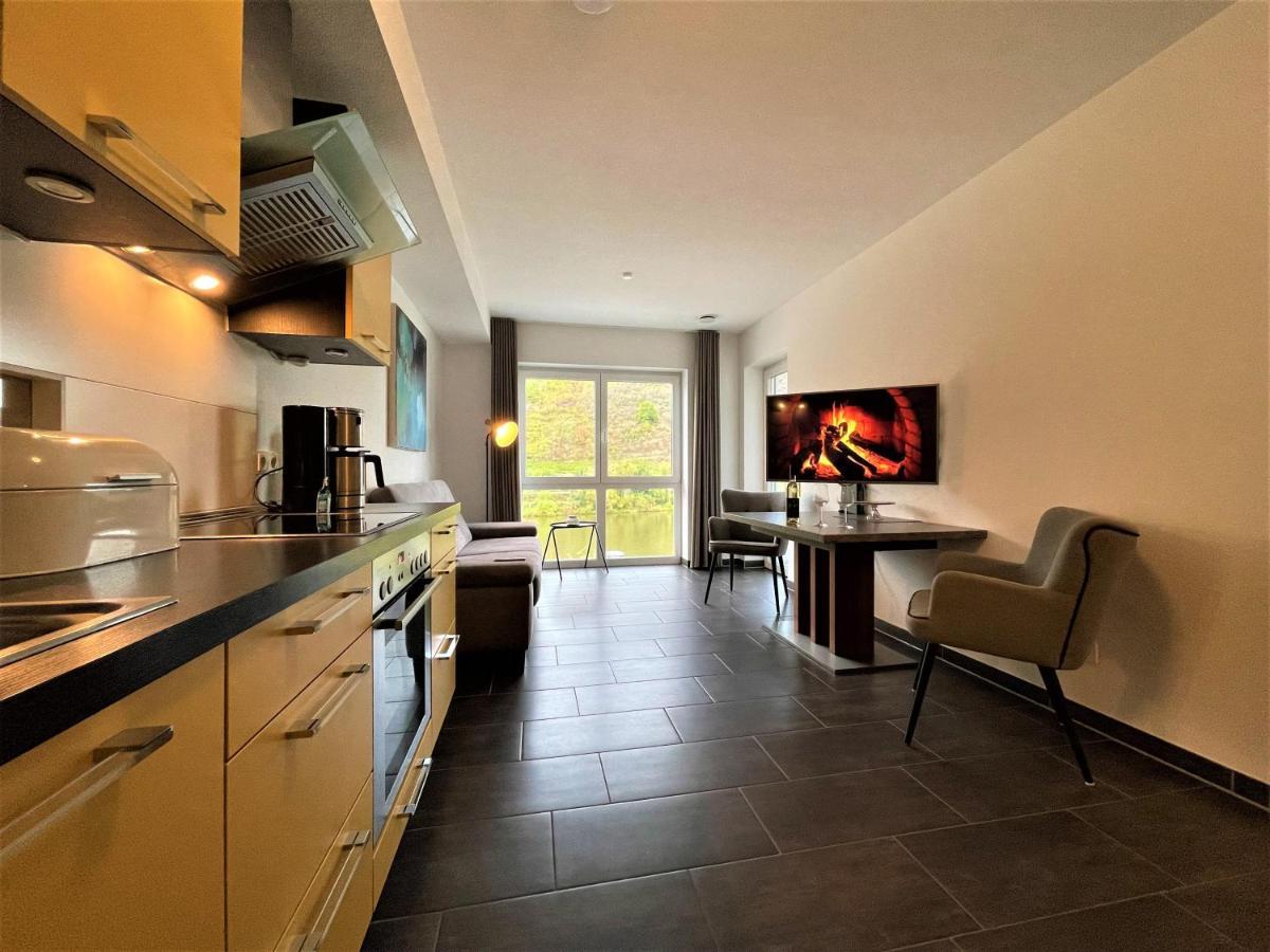Moselpromenade Villa Moselufer, Panorama&Burg Cochem Blick, Netflix, Balkon Exteriör bild